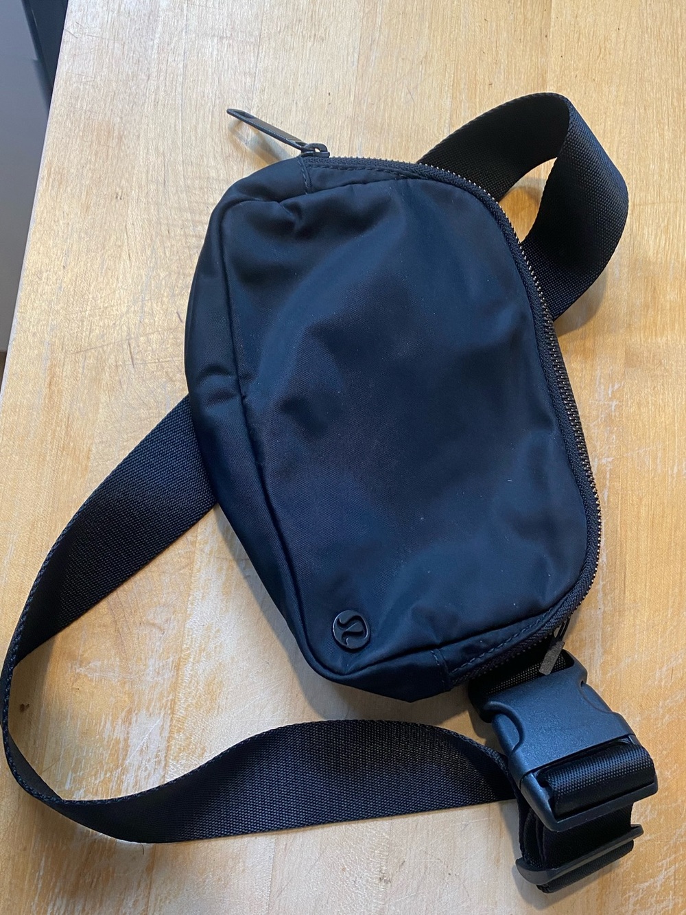 lululemon athletica Black belt bag